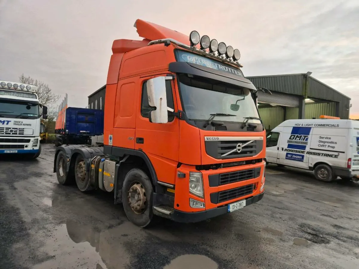 3 volvo tractor units - Image 4