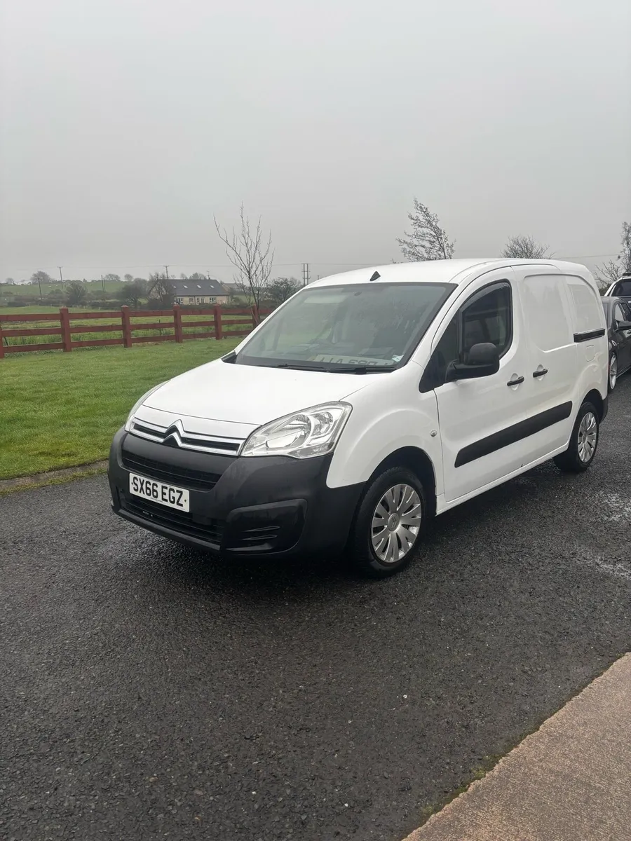 2017 Citroen berlingo 3 seater - Image 1