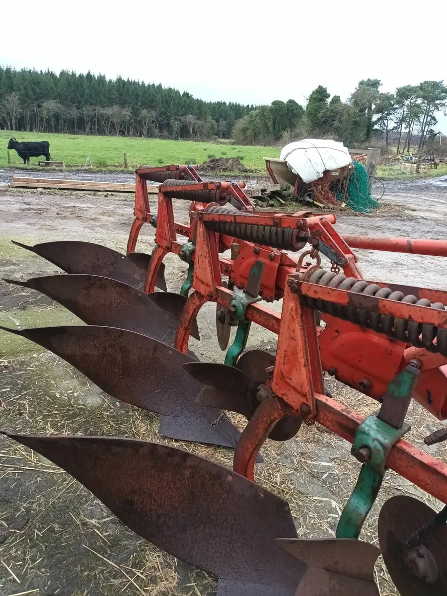 Kverneland Sanderum Plough - Image 1