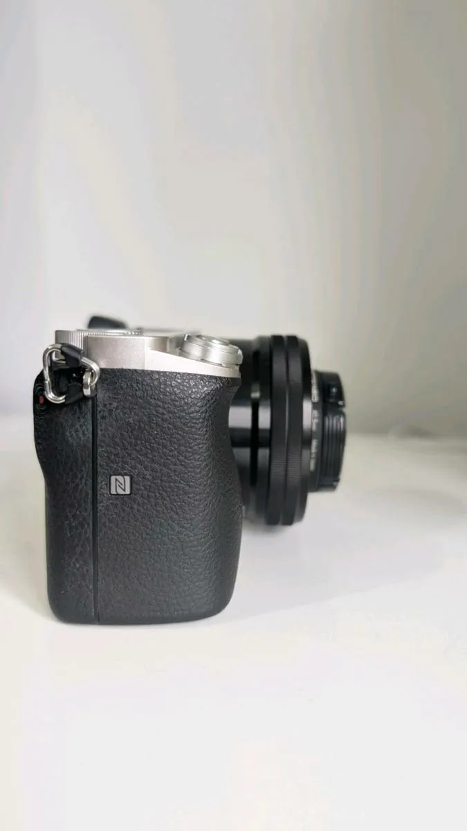 Sony A6000 Mirrorless Camera + 16–50mm Kit Lens - Image 3