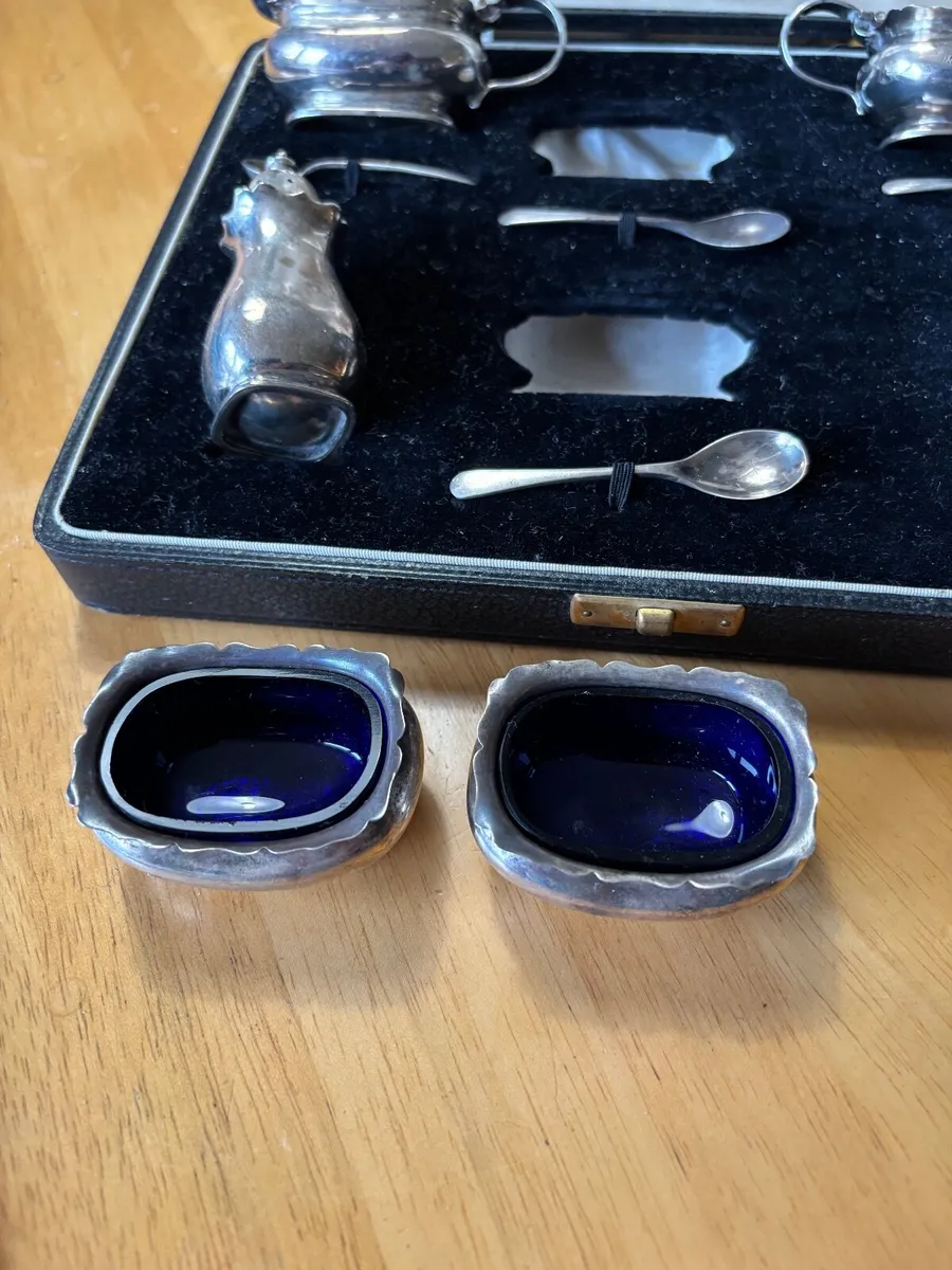 Antique  silver condiment set - Image 3