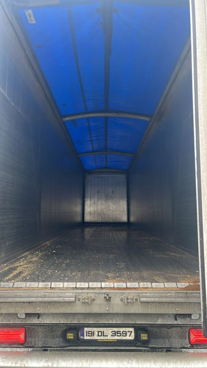 2025 kraker walking floor - Image 2