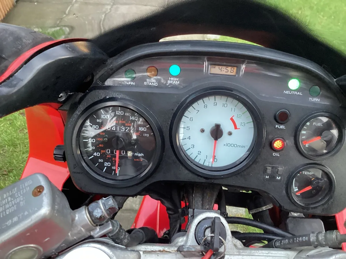 1996 Honda vfr750 - Image 4