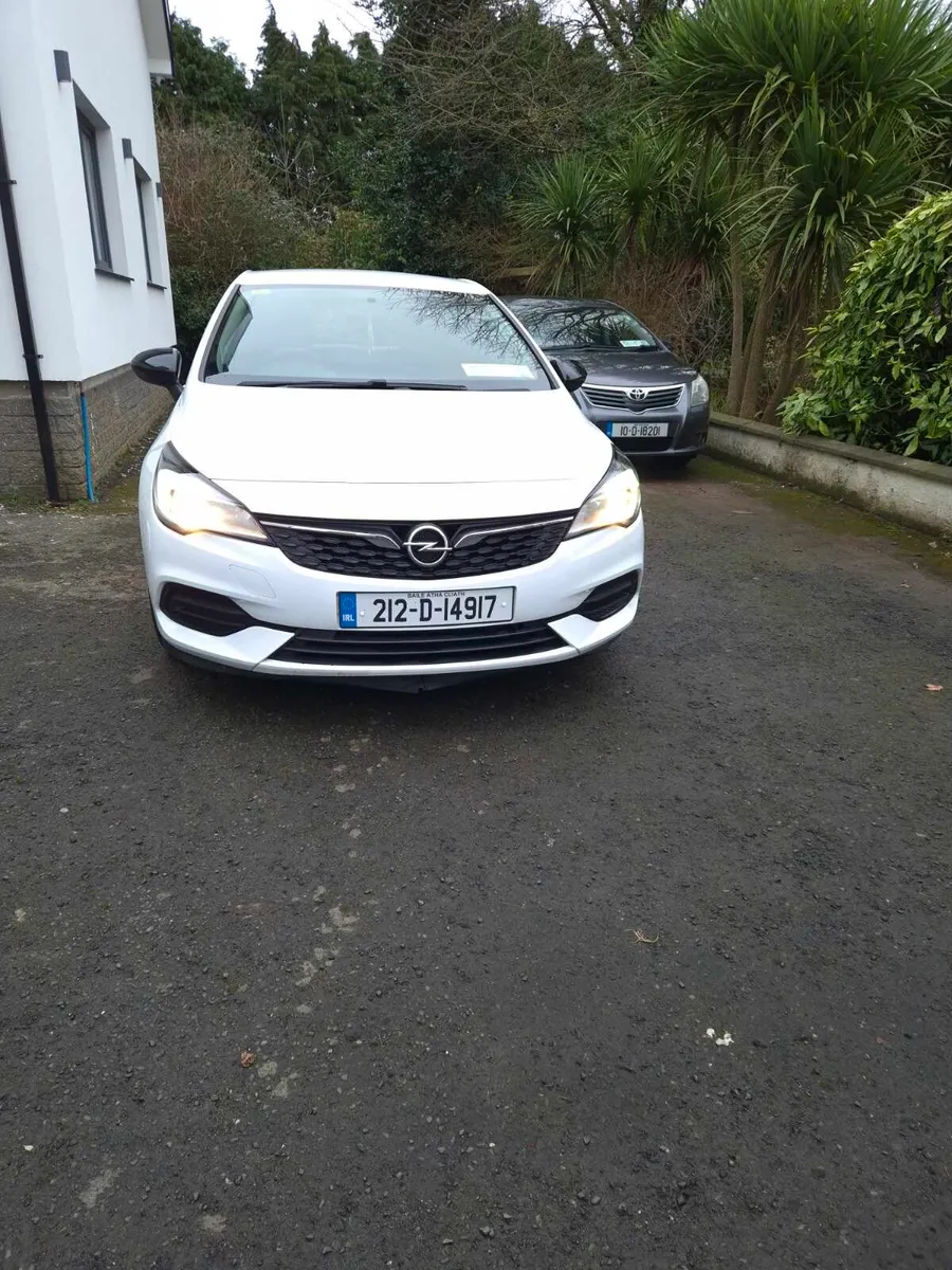 2021 Opel Astra van - Image 1