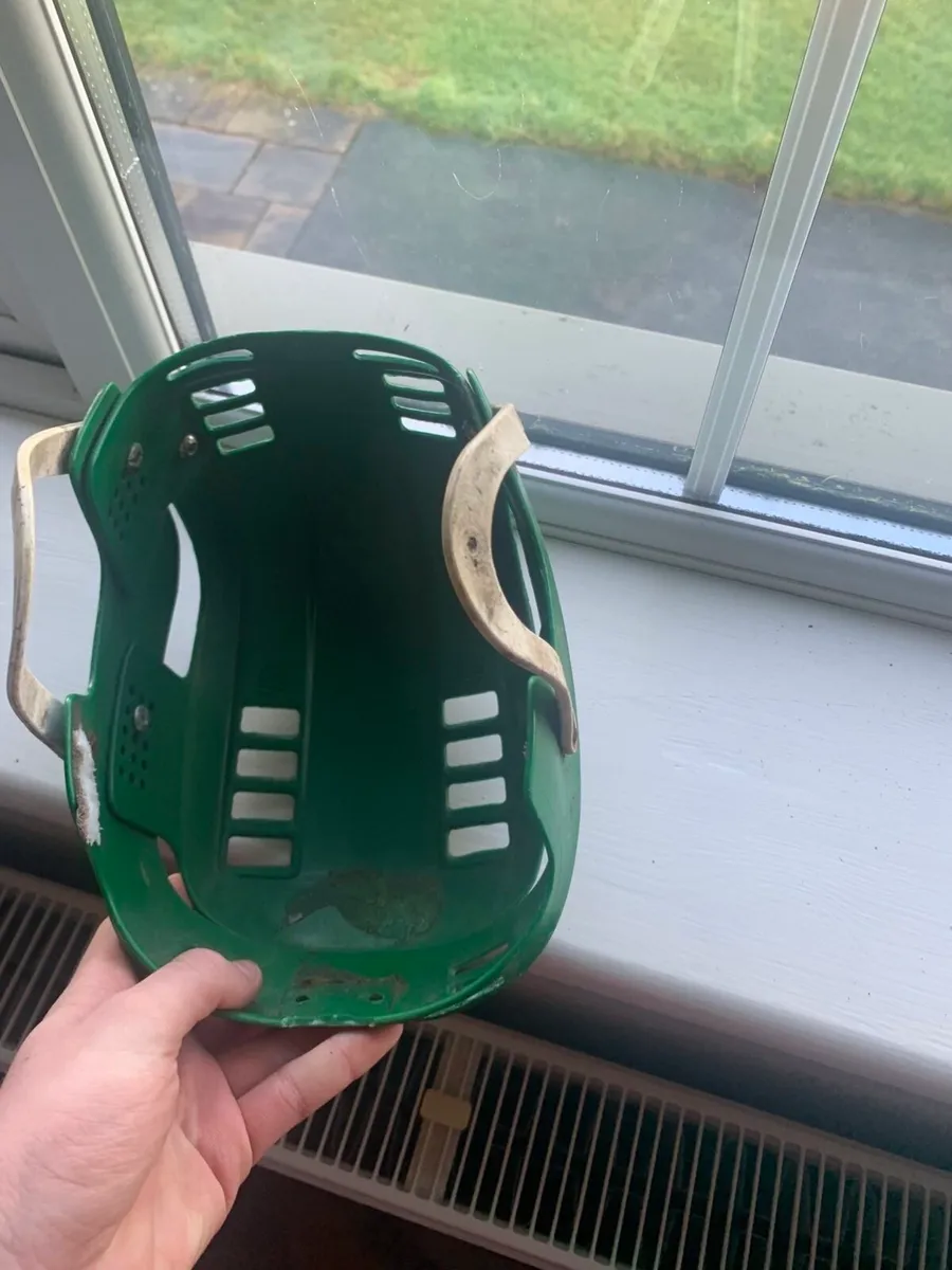 Green cooper helmet - Image 3