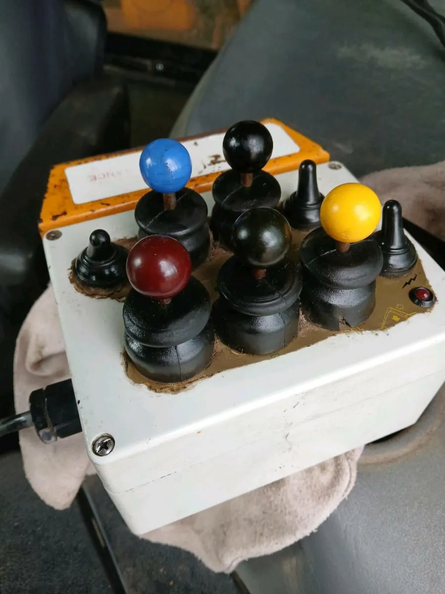 McConnell Control box - Image 1
