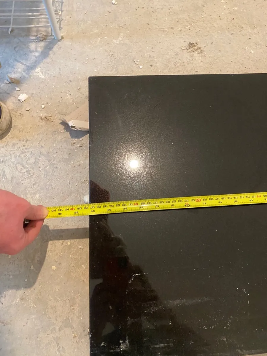 Fireplace hearth - Image 1