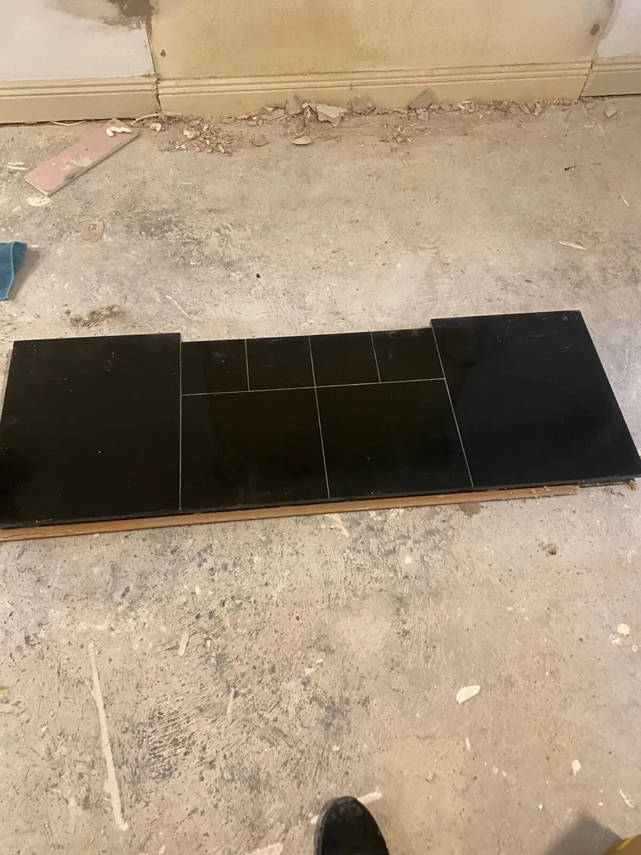 Fireplace hearth - Image 3