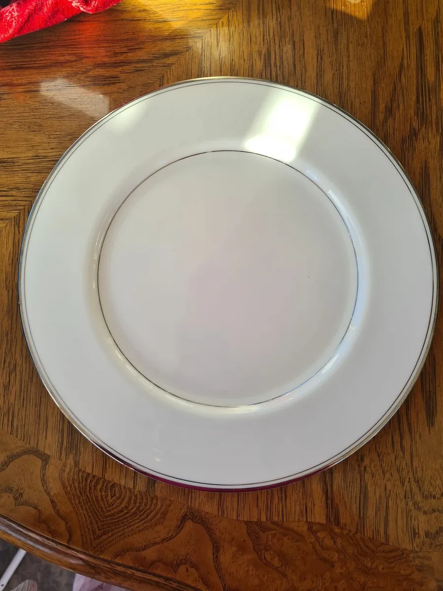 Bone China Plates - Image 1