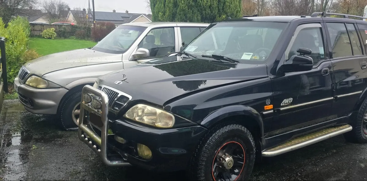 2x Ssangyong musso 99 and 02 for parts - Image 3