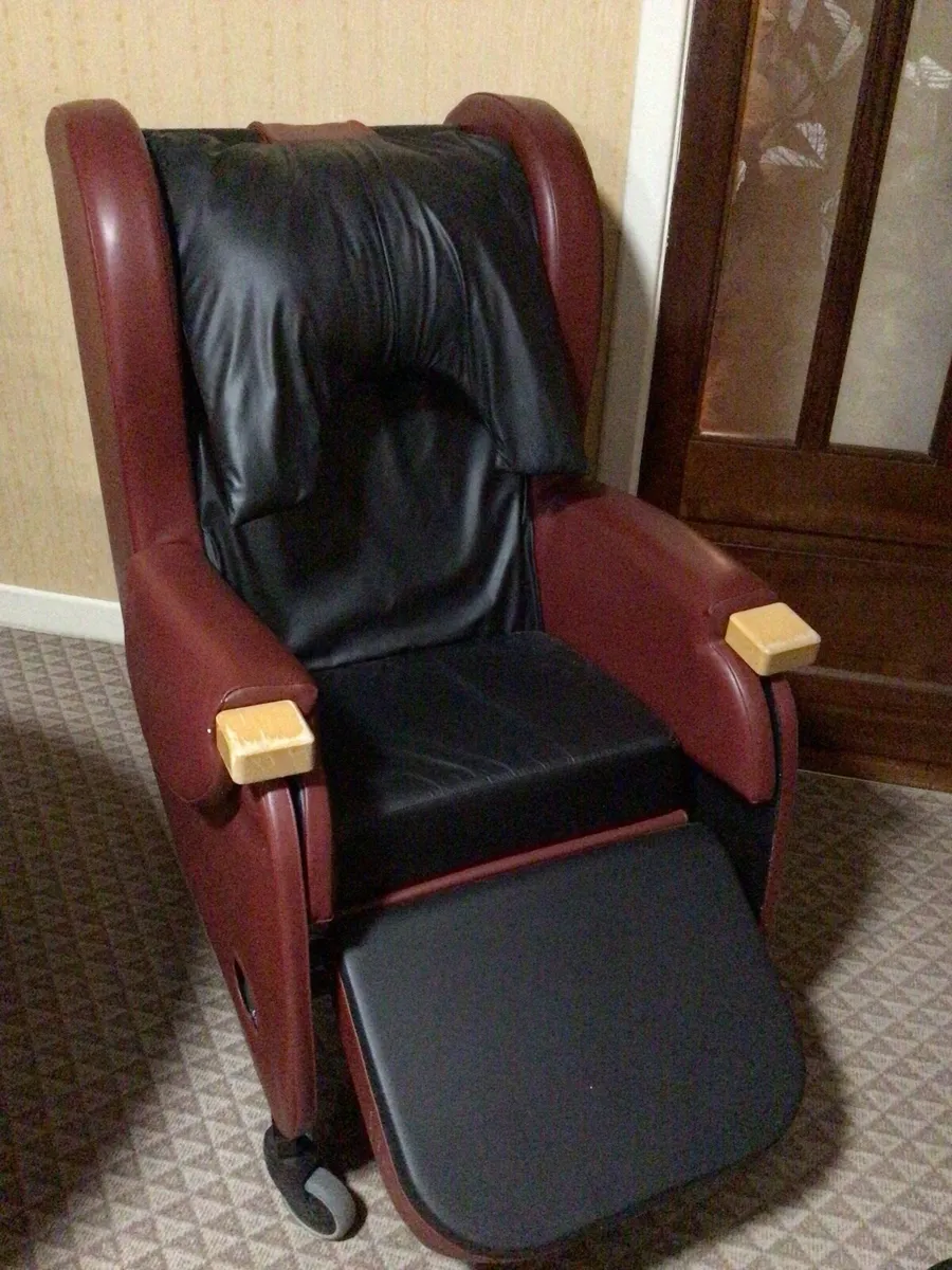 Medical comfy chair