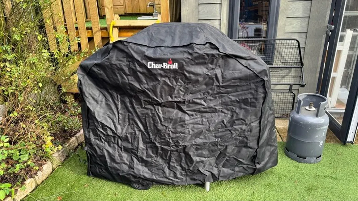 Char-Broil Gas2Coal 2.0 - 2 Burner EuroFlex Hybrid Gas & Charcoal BBQ - Image 3