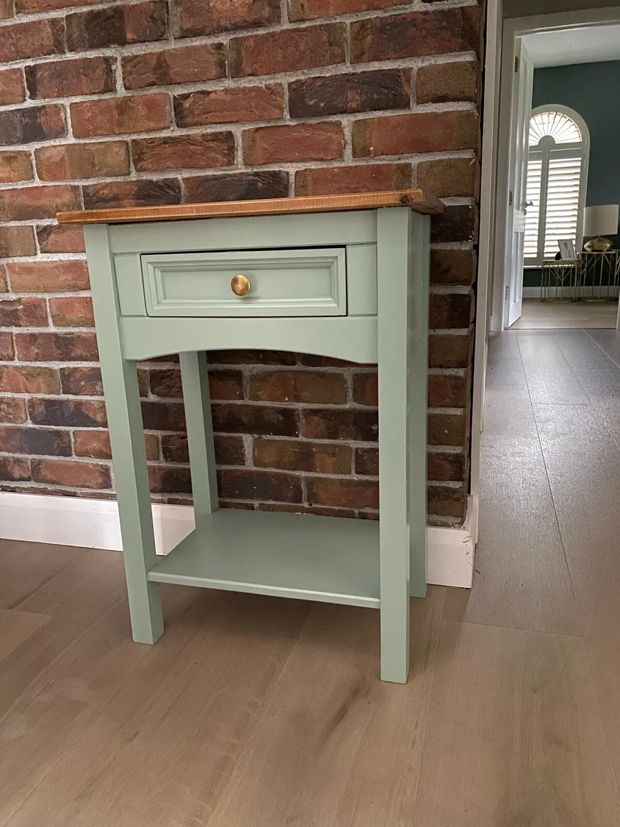 Small Console Table / Plant Table - Image 1