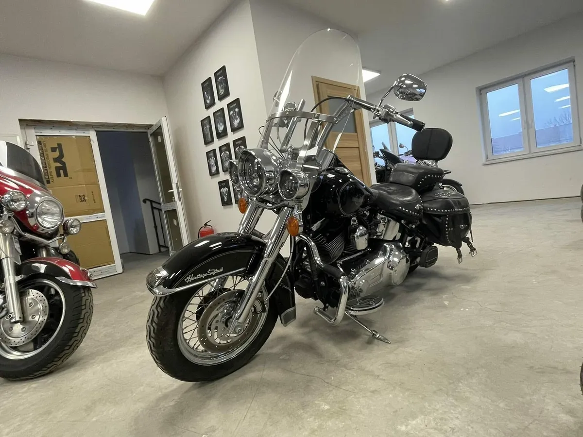 Harley Davidson FLSTC - Image 3