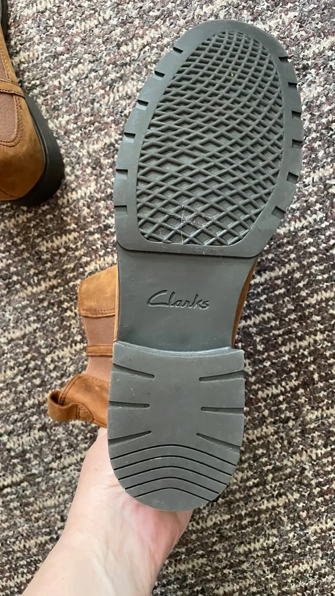 Clark’s women’s boots 8 - Image 4