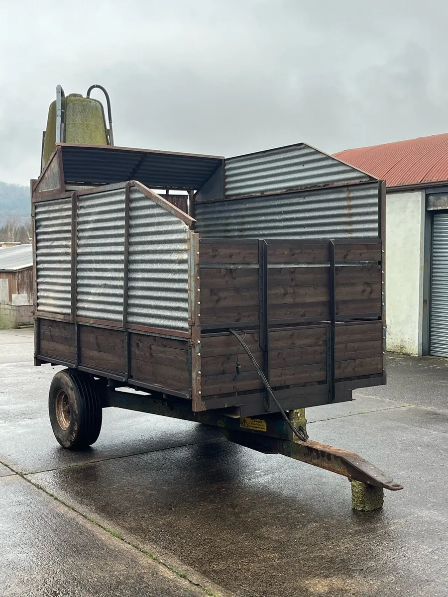 Silage trailer - Image 1
