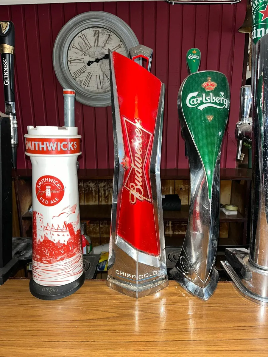 Pub contents - Image 1