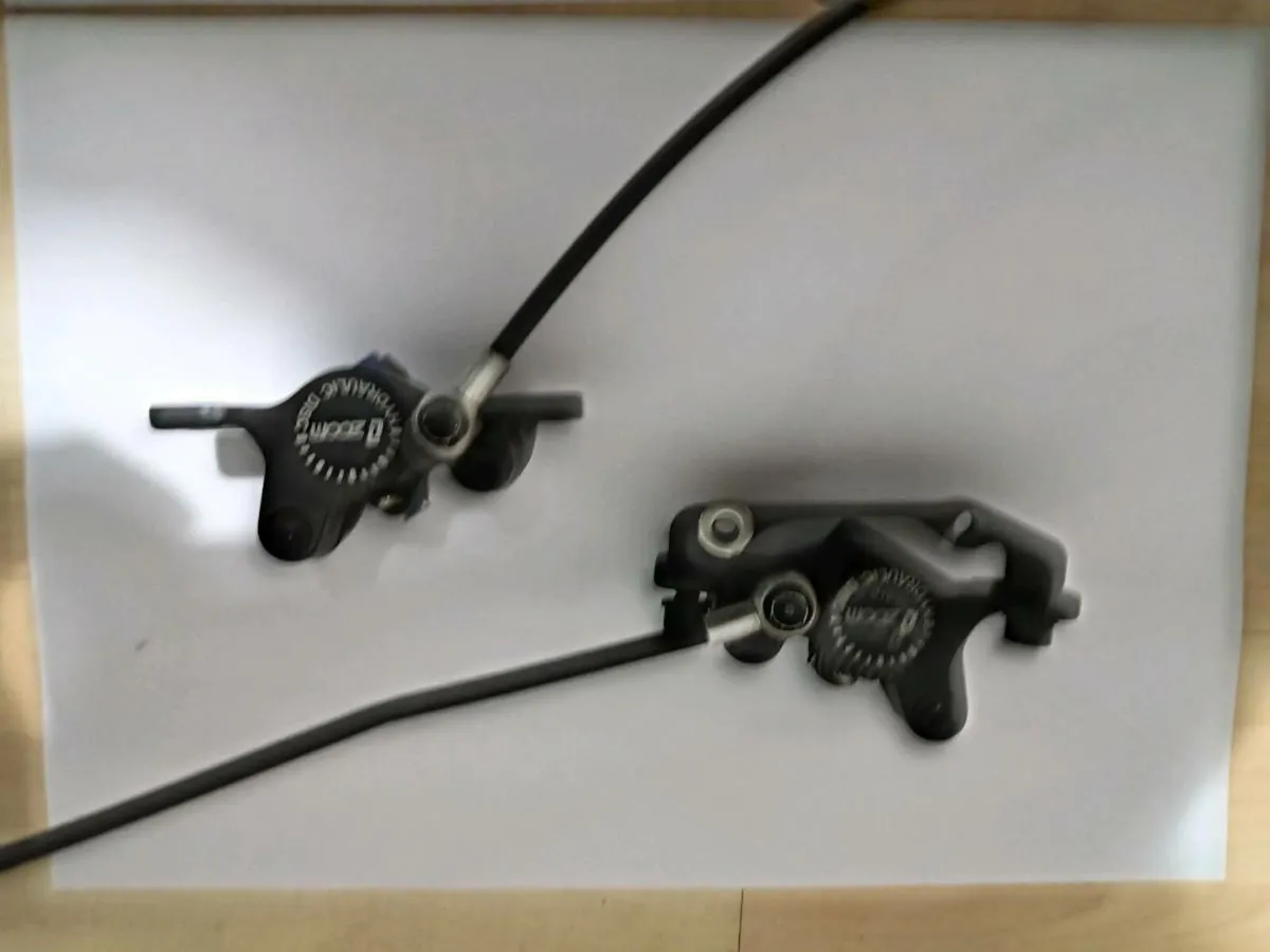 Brakes/Tyres/Helmet/Motors/Lock - Image 2