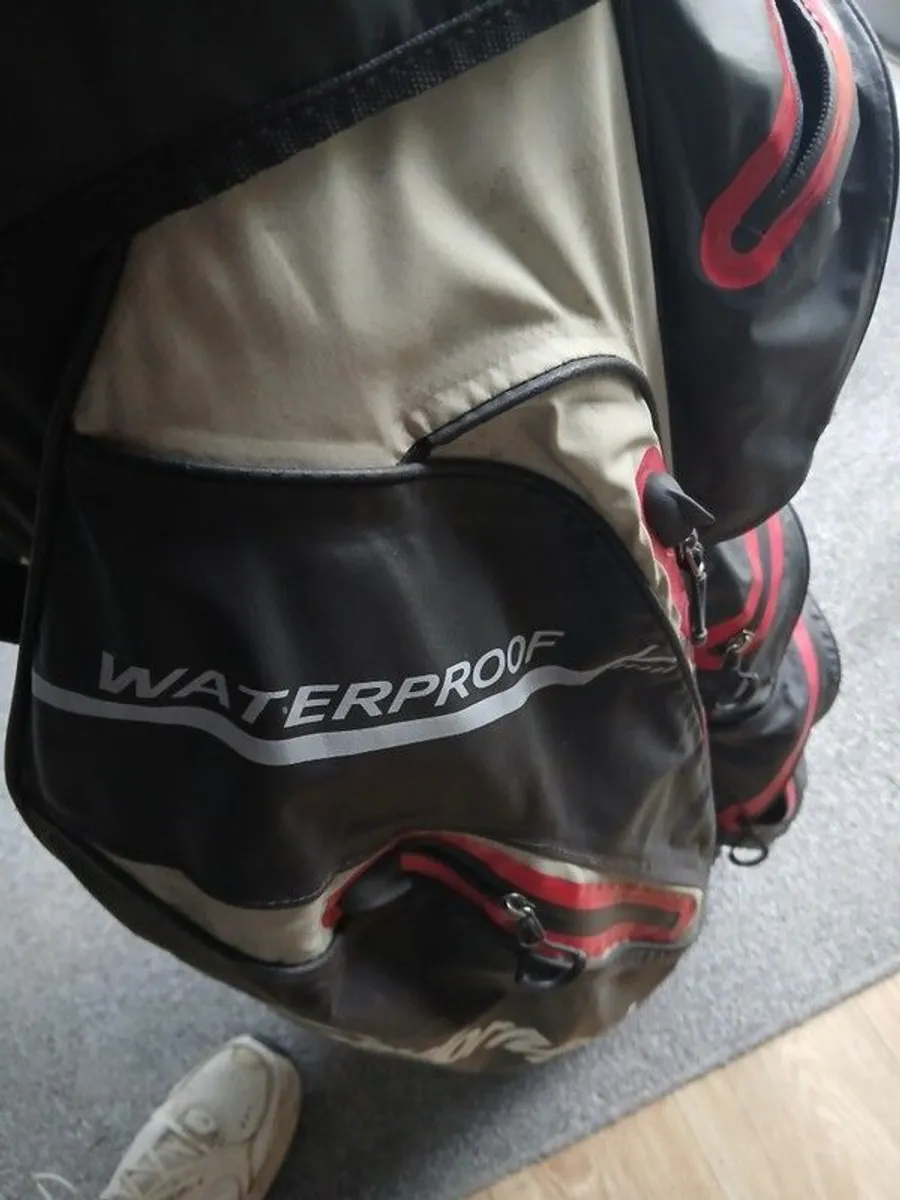 Golfbag Waterproof - Image 4
