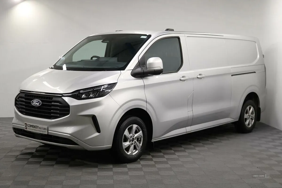 Ford Transit Custom 300 EcoBlue Limited - Image 3