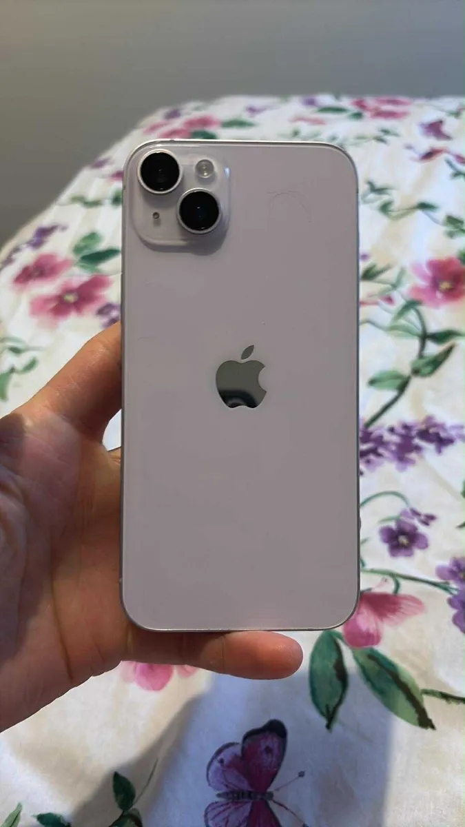 iPhone 14 Plus sim free 128GB mint condition - Image 1