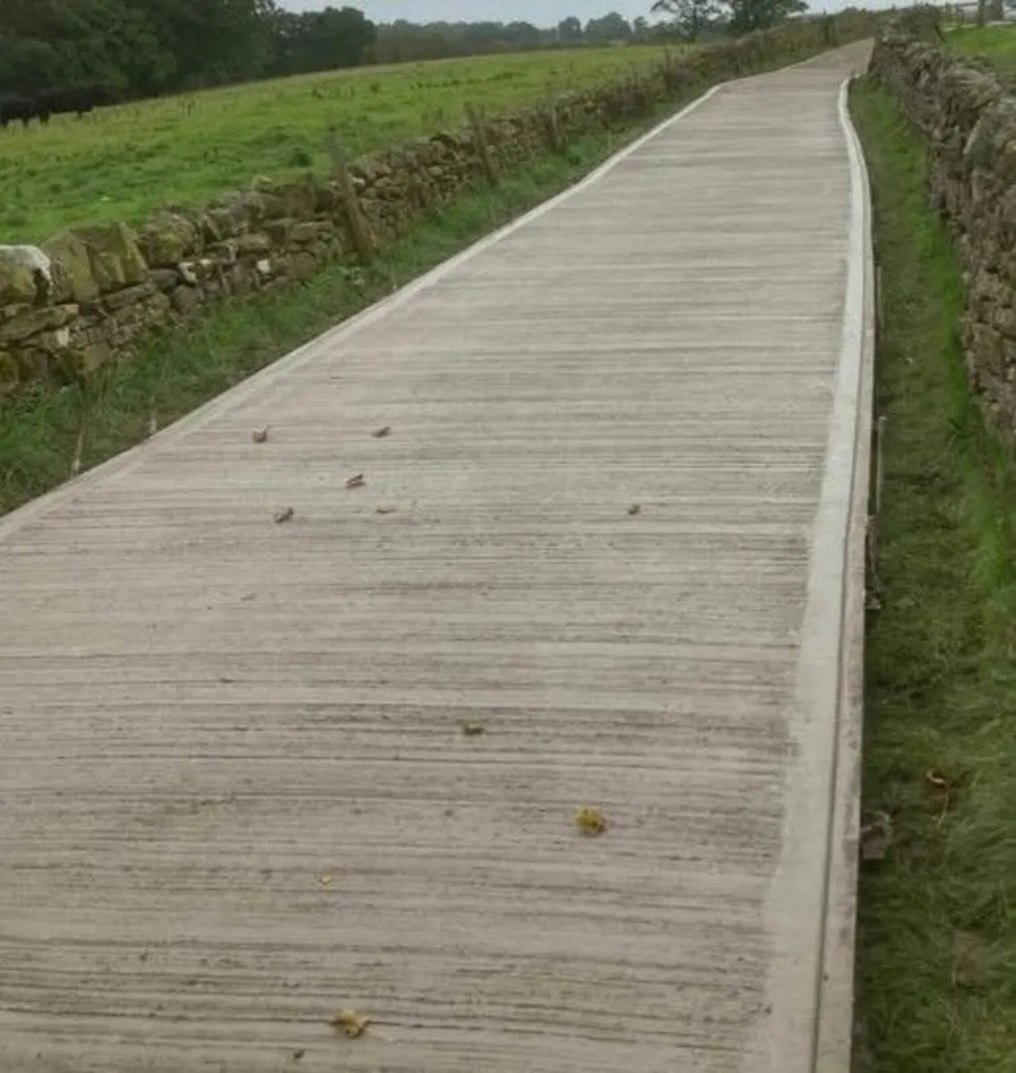 Concrete stairs - Image 1