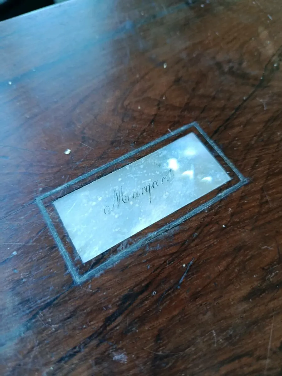 Beautiful very old wooden box - Image 2