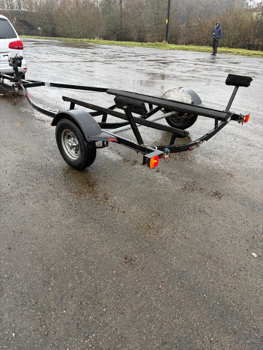 Trailer fits 18 ft boat - Image 2