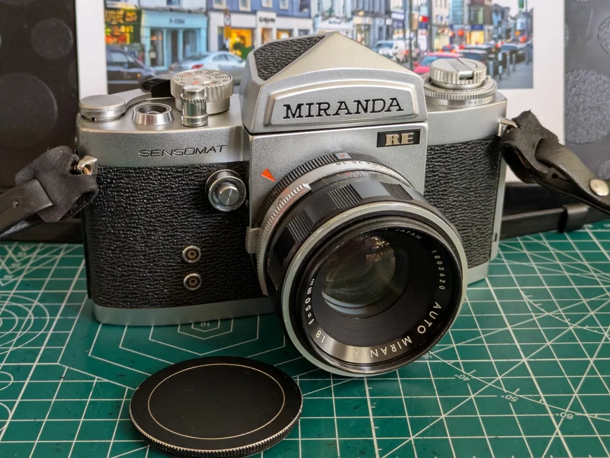🎞️ Miranda Sensomat RE film SLR camera + 50/1.8 - Image 2