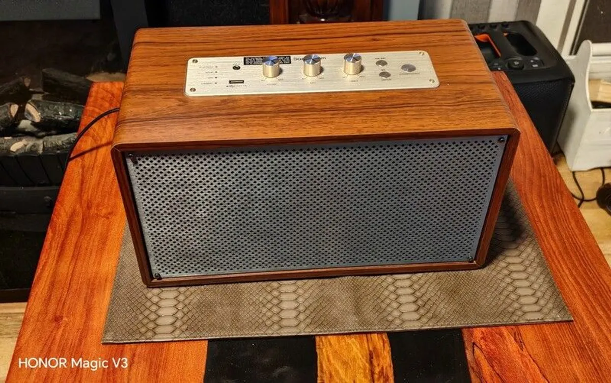 Sandstrom Bluetooth speaker - Image 1