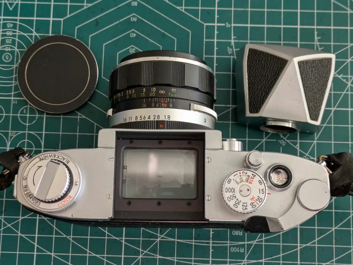 🎞️ Miranda Sensomat RE film SLR camera + 50/1.8 - Image 4