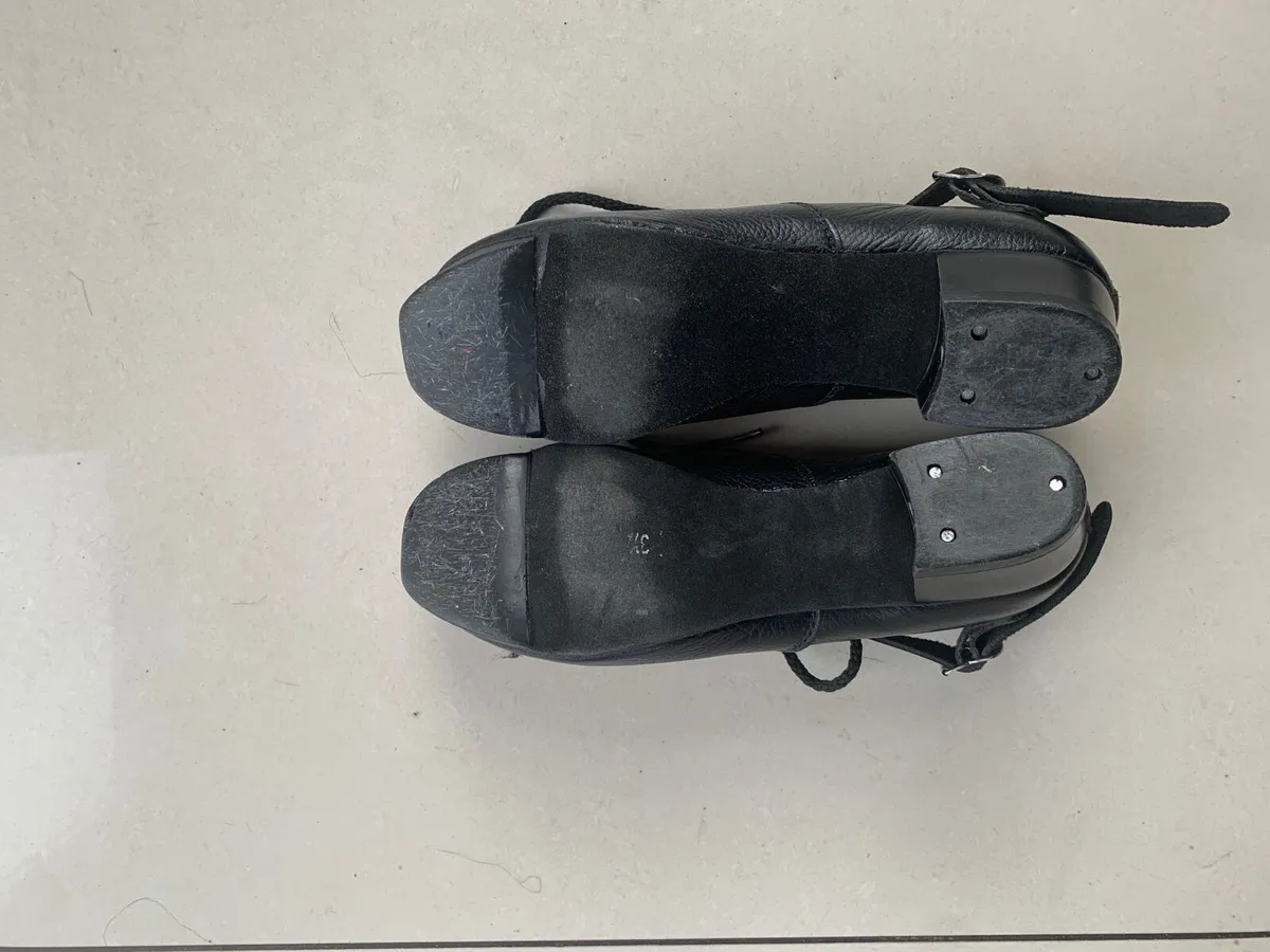Irish dancing heavy shoes size 3 and a half - Image 4