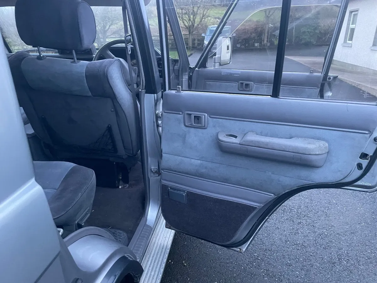 Toyota Other 1991 - Image 4