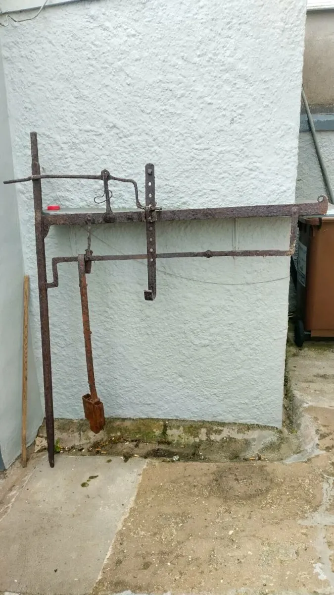 Large Antique Chimney fire Crane - Image 2