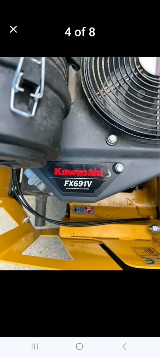 HUSTLER COMMERCIAL RIDE ON MOWER. - Image 3