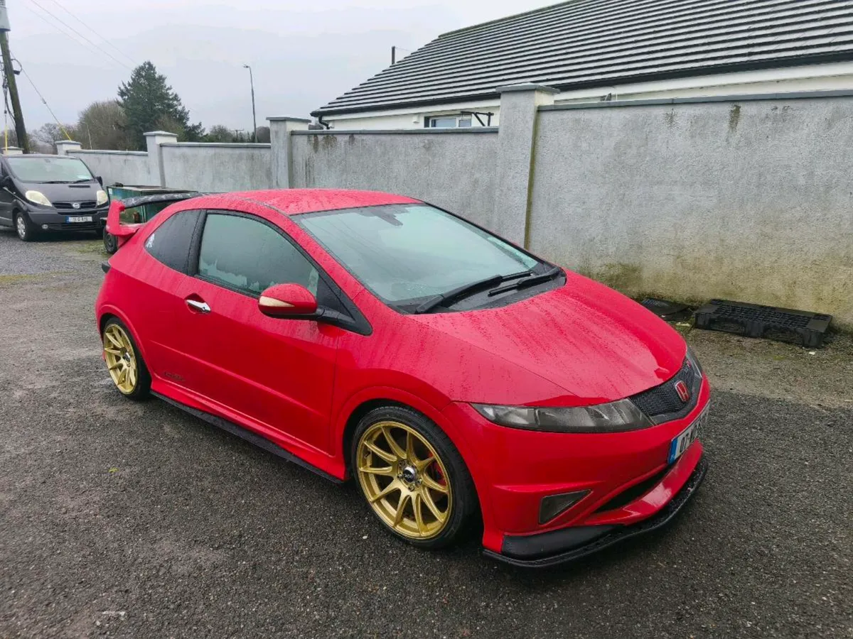Honda Civic Type R GT - Image 1