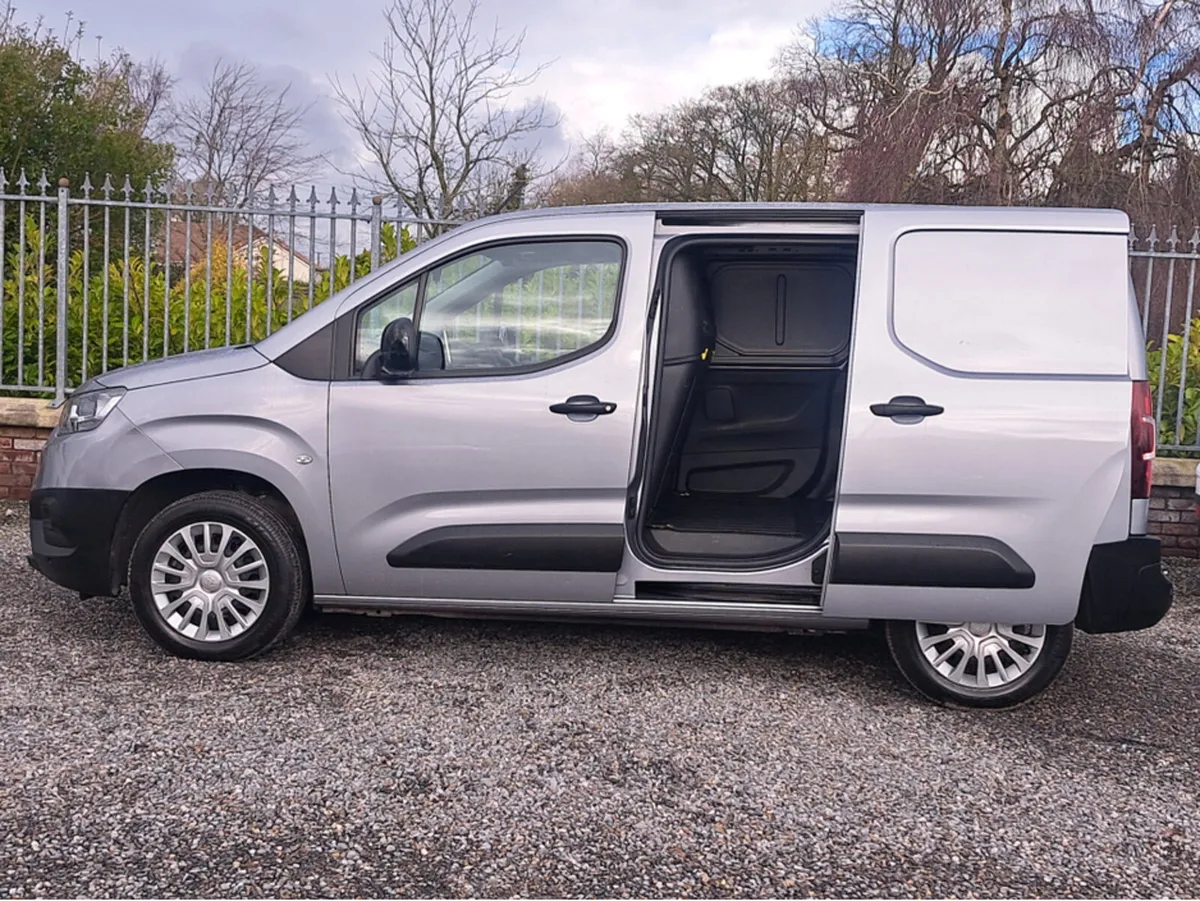 Toyota Proace City Icon Model L1 1.5 Diesel SWB wi - Image 4