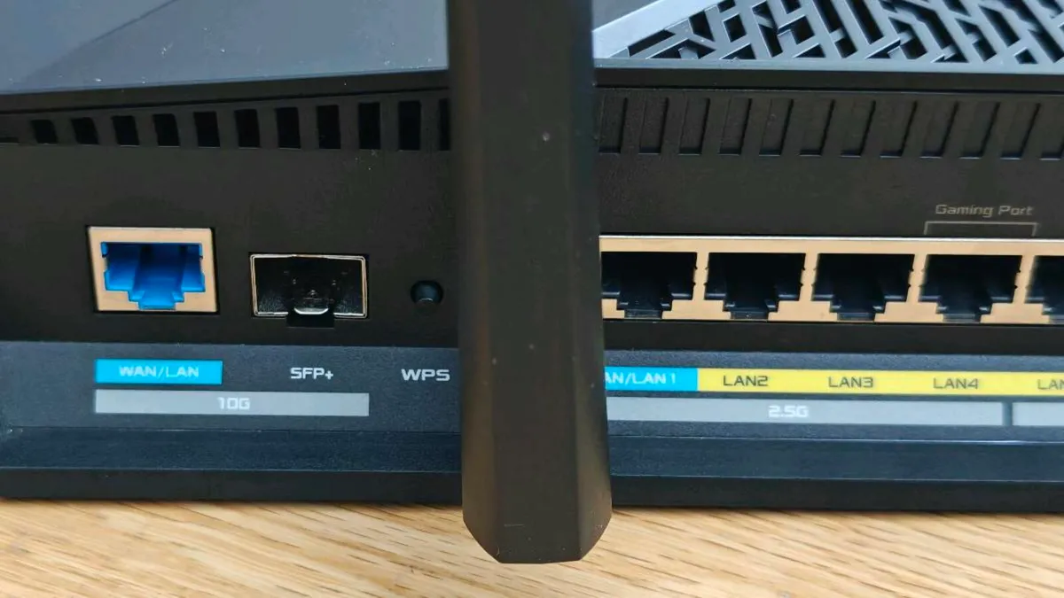Asus Router RT-BE88U with SFP+ 10Gbps - Image 4