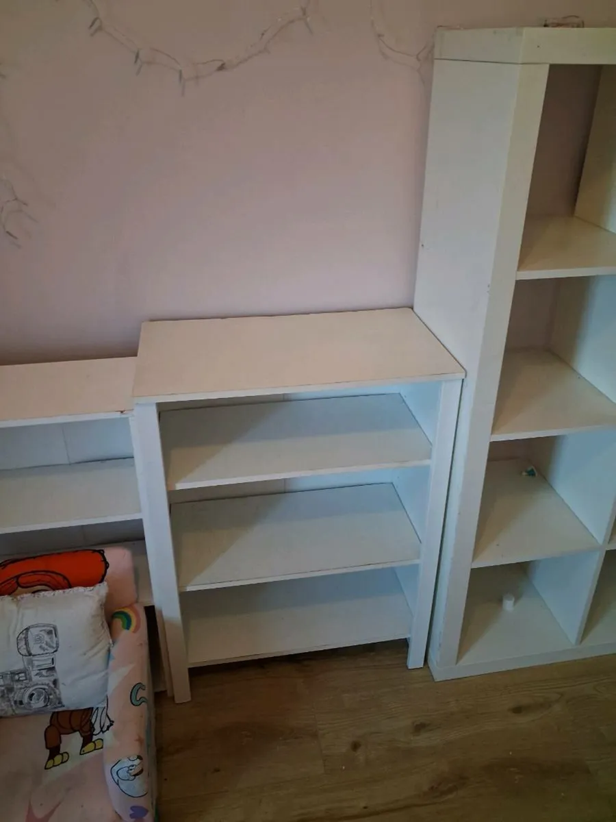 White Four Shelf Bookcase Unit - Image 3