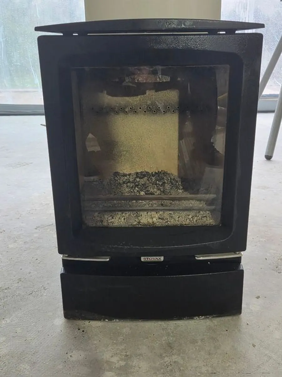 Stove - Image 1
