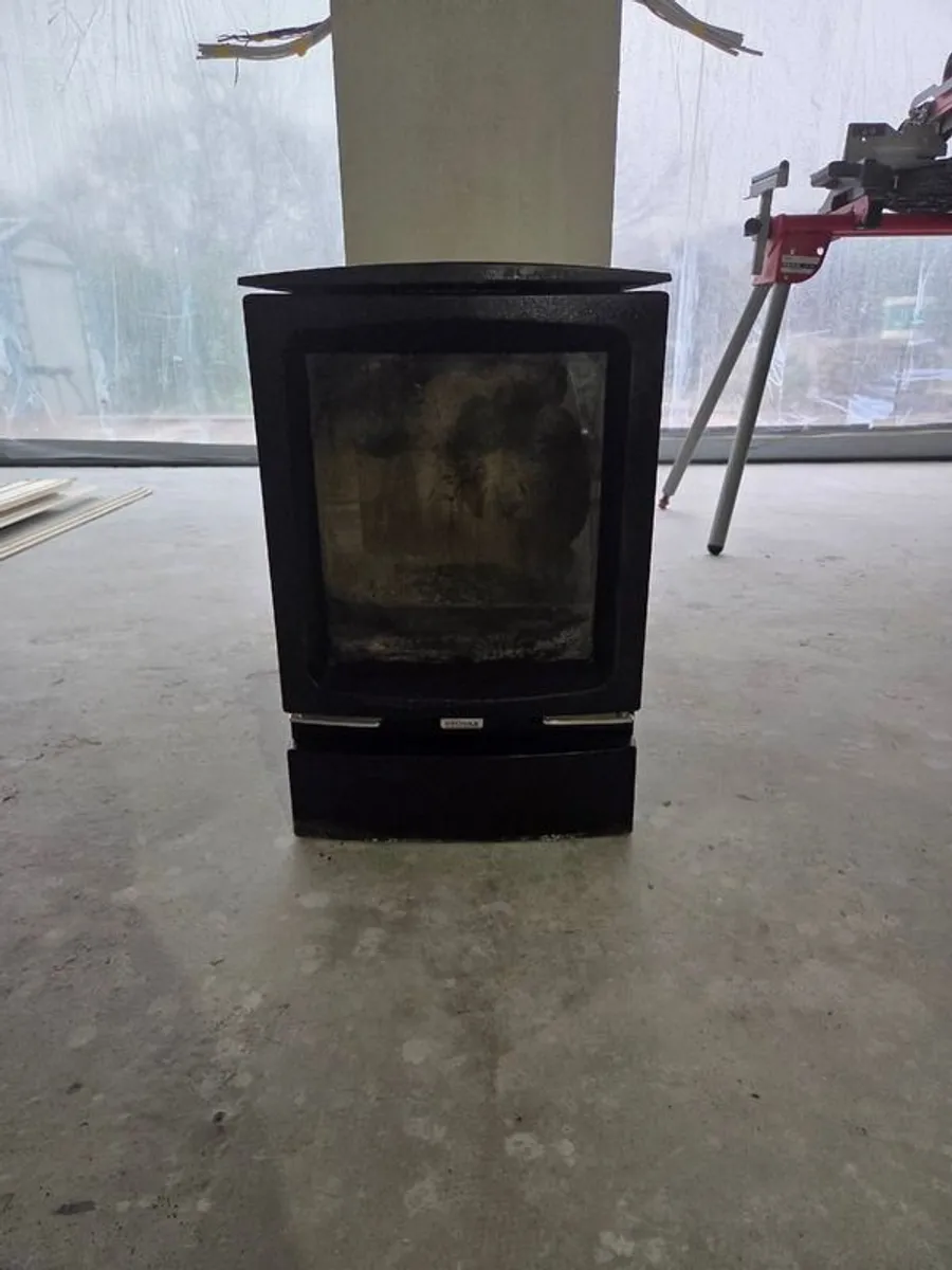 Stove - Image 2
