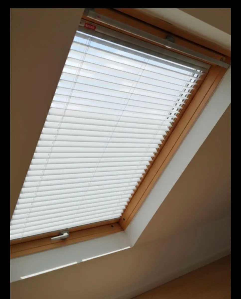 Velux blinds - Image 1