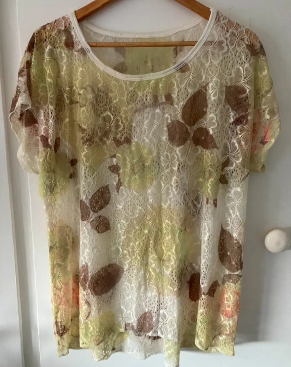 Ladies Top - Image 1