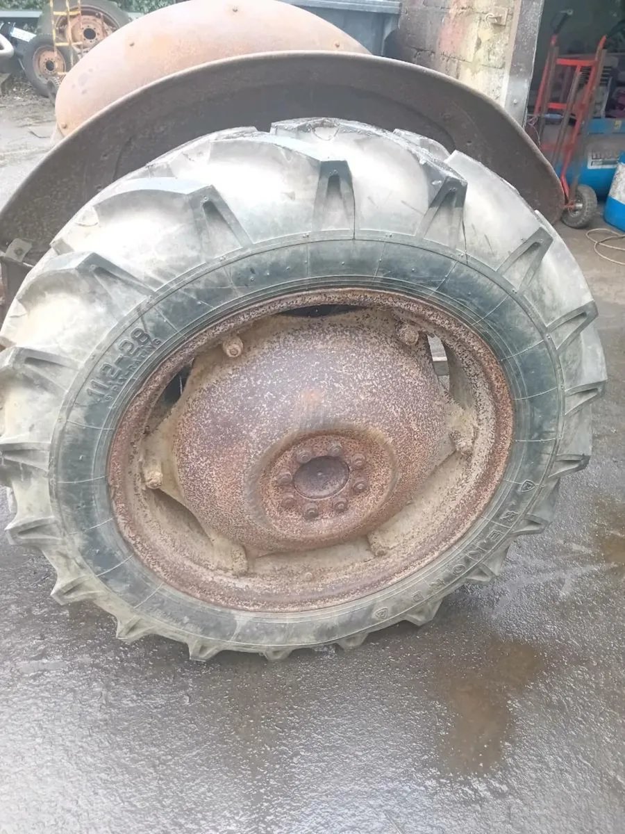 Massey 35 Grey Gold TVO Tractor - Image 4