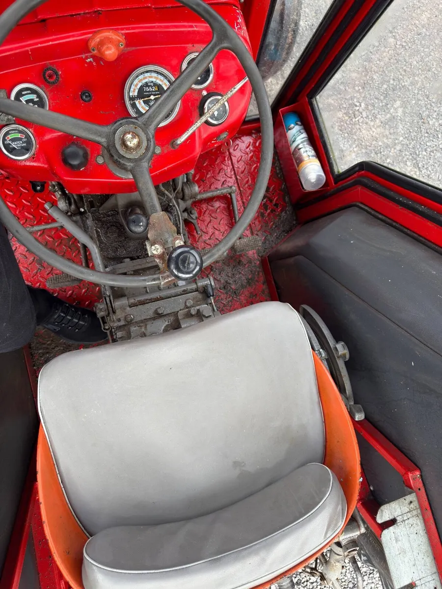 Massey Ferguson 135 1977 - Image 4