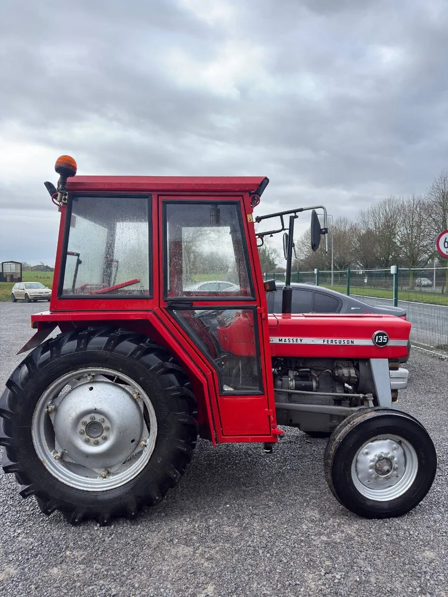 Massey Ferguson 135 1977 - Image 1
