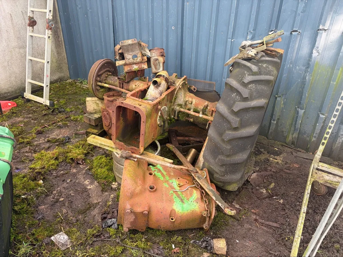 Massey Ferguson 35 - Image 1