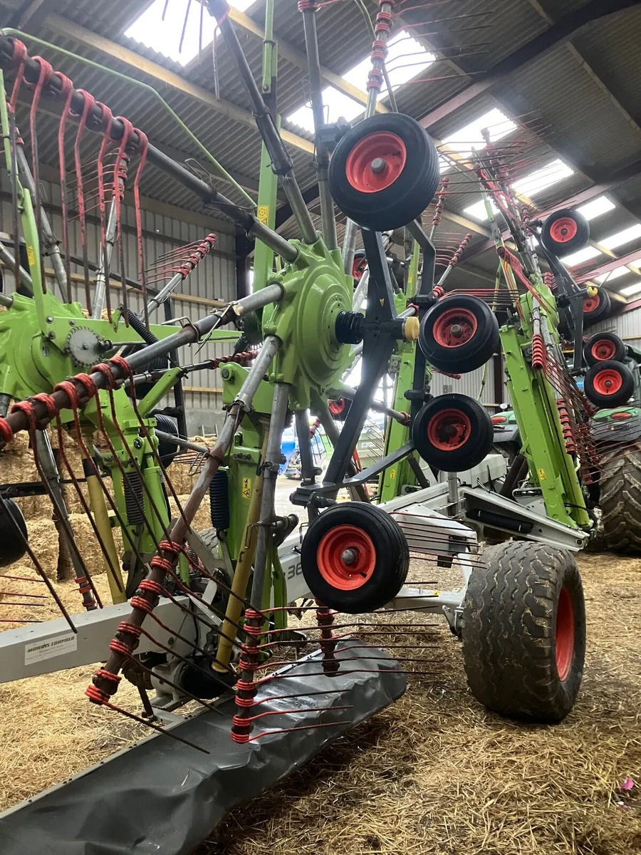 Claas 3600 4 rotar rake - Image 3