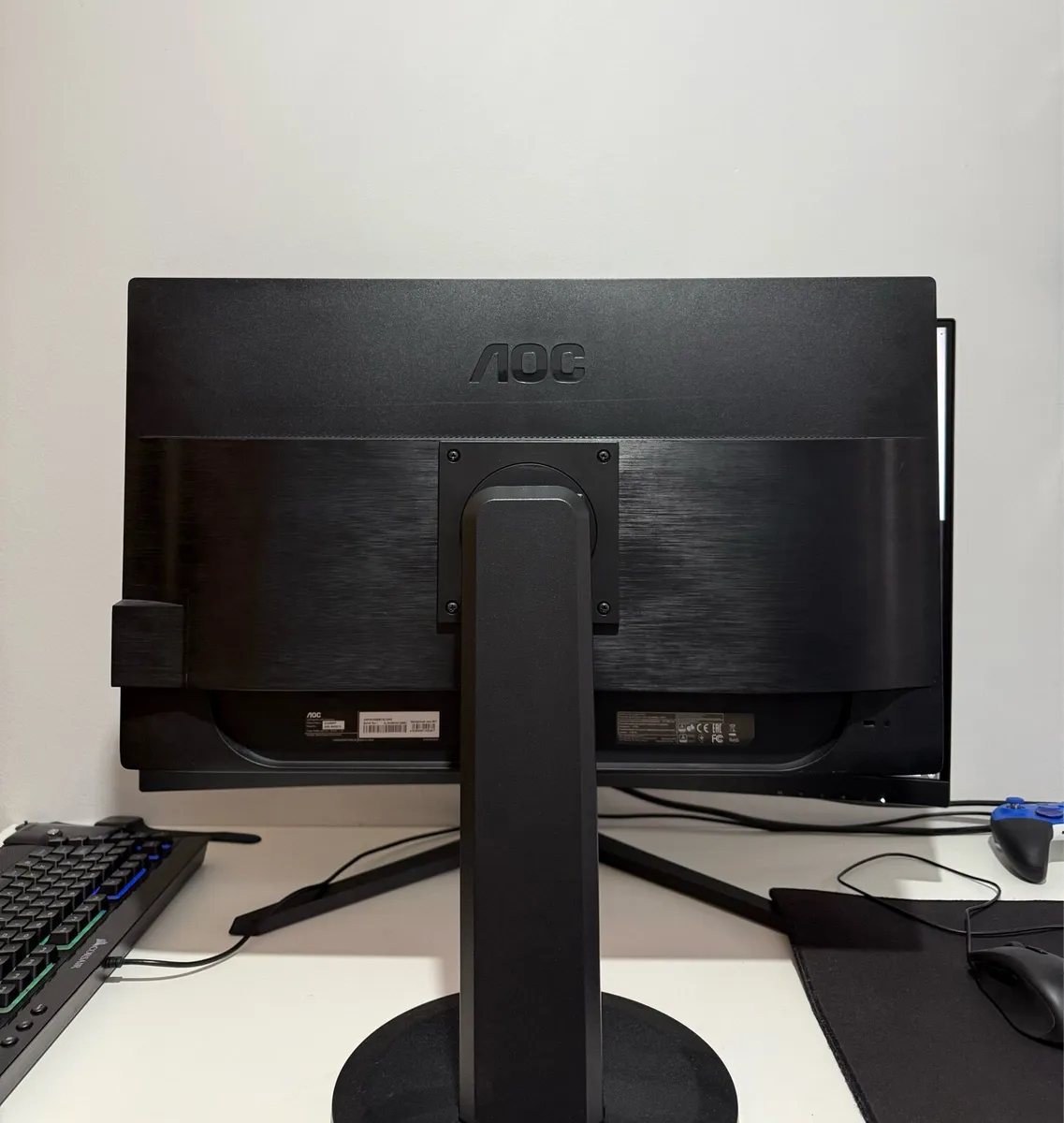 24 inch Aoc 144hz gaming monitor - Image 3