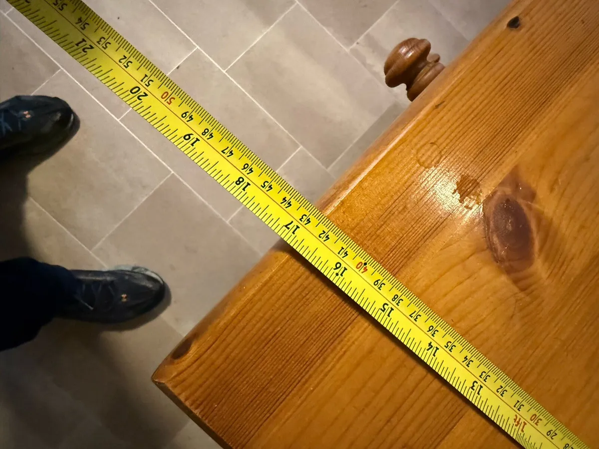 Side board - chest of drawers - Image 1